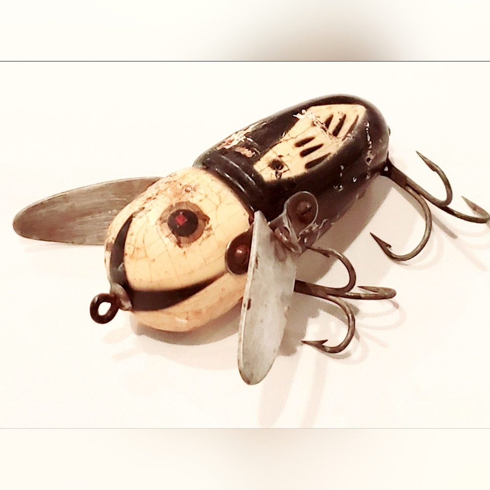 Reduced -Large Lot - 1930's - 50's Vintage Fishing Heddon Lures and Lure Catalog